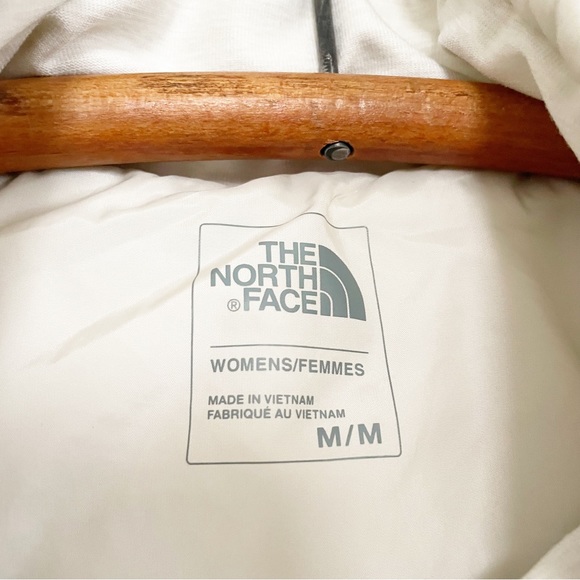 The North Face Pseudio Quilted Vest - Picture 7 of 11